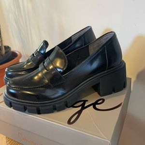 Crown Vintage brand lug heeled loafers